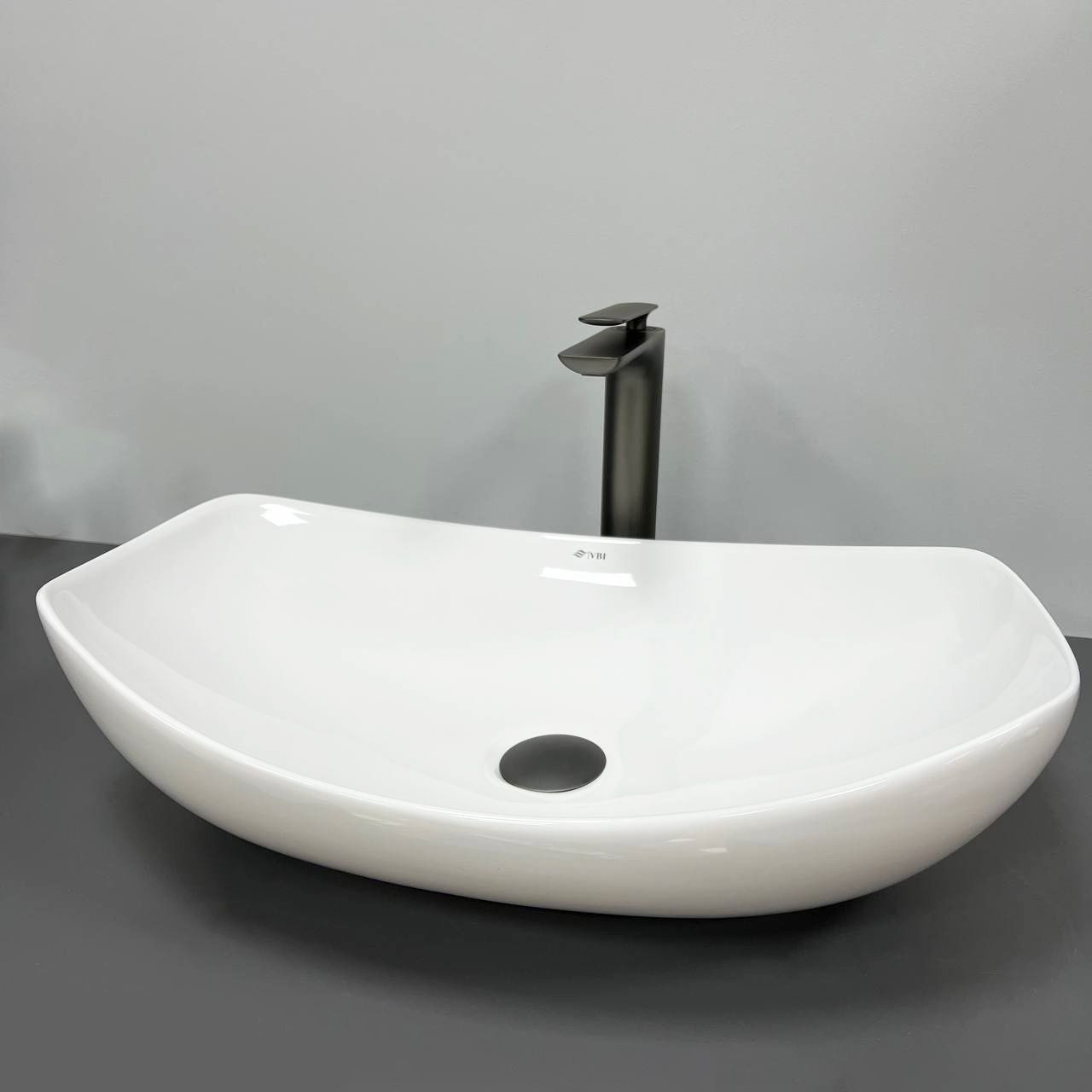 Умивальник (раковина) VBI OSTUNI WHITE накладний