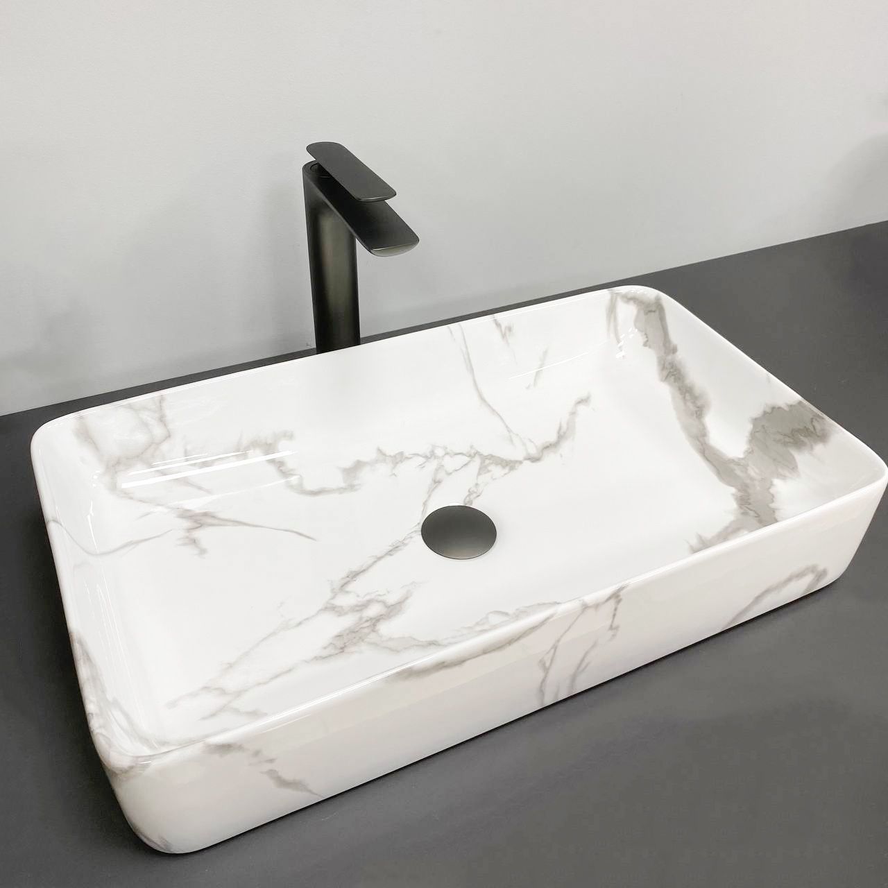 Умивальник (раковина) VBI TRIEST MARBLE накладний